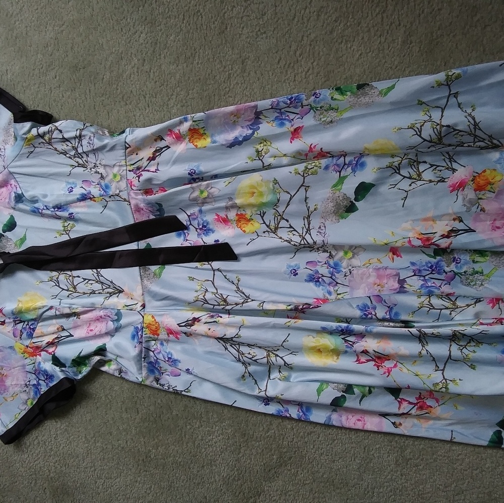 Dress with black tie